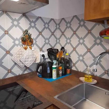 Apartment Cavi Borgo 3 Locali Con Parcheggio E Wifi, A Pochi Passi Dal Mare E Vicino A Sestri Levante *